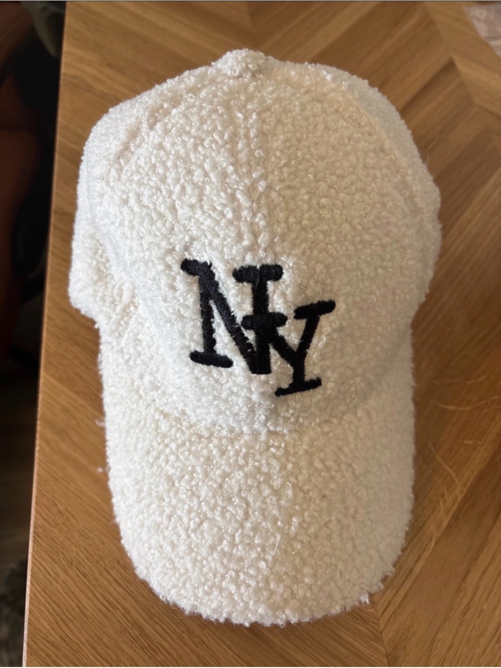 💛2 for $15! White Sherpa Baseball Cap with Black NY Embroidery